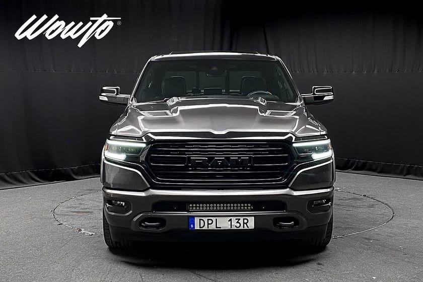 Bild 2 av RAM 1500 Crew Cab Dodge 5.7 V8 395HK Limited Night /Pano /Moms