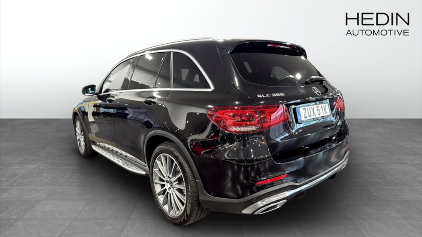 Bild 4 av Mercedes-Benz GLC 300 4MATIC 9G-Tronic, AMG PAKET / PANORAMA / 20" ALU