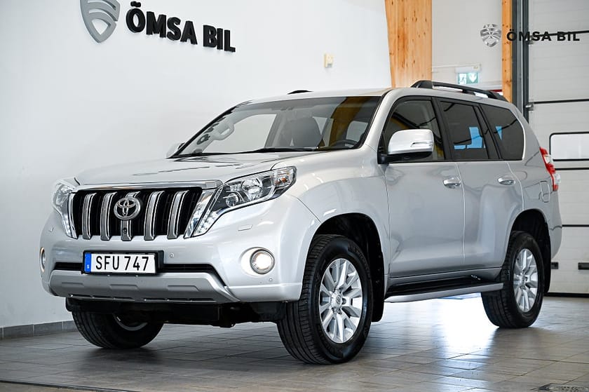 Bild 2 av Toyota Land Cruiser 2.8 D-4D 4WD 7-Sits Drag 177hk