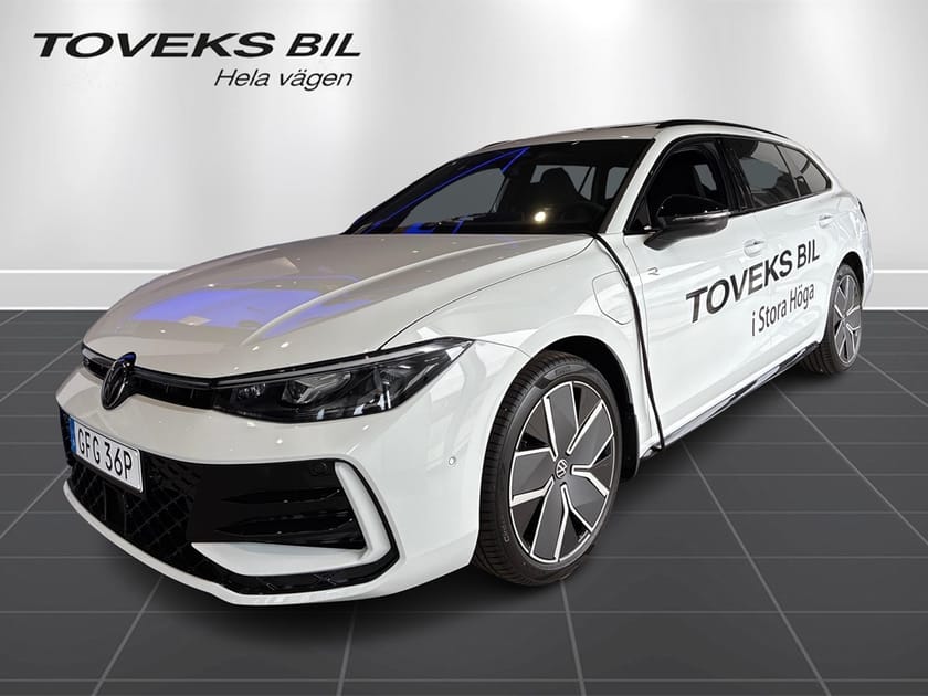 Bild 1 av Volkswagen Passat Variant eHybrid PB   R-LINE 200 KW 272 HK DSG