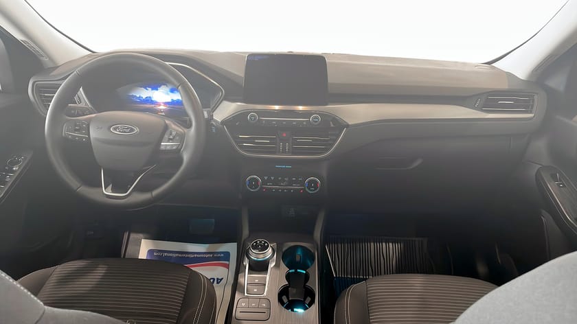 Bild 4 av Ford Kuga Plug-In Hybrid 225hk Titanium pHev 64km Range Årsskatt 360kr
