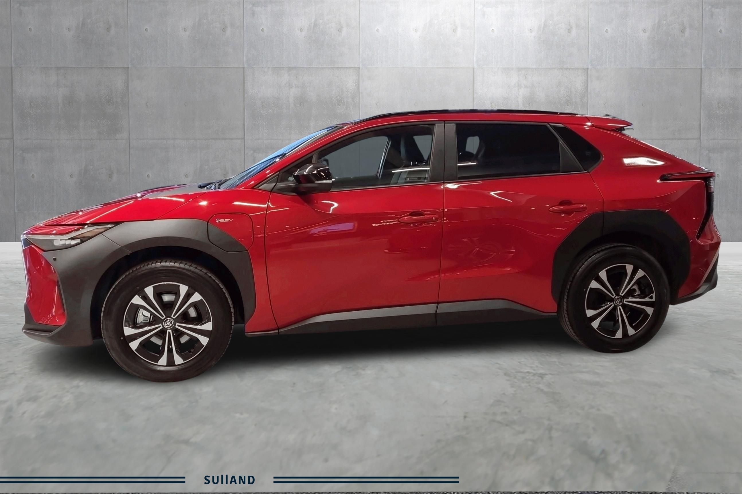 Thumnail bilde 1 av Toyota bZ4X