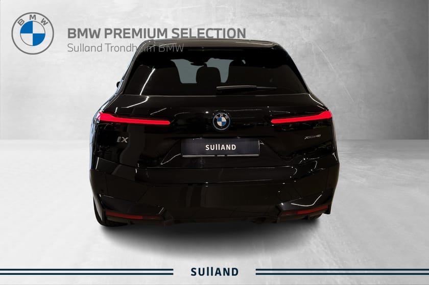 Bilde 4 av BMW iX xDrive40 IX40/Fully Charged/Serviceavtale/Panorama/Krok/ACC/HUD
