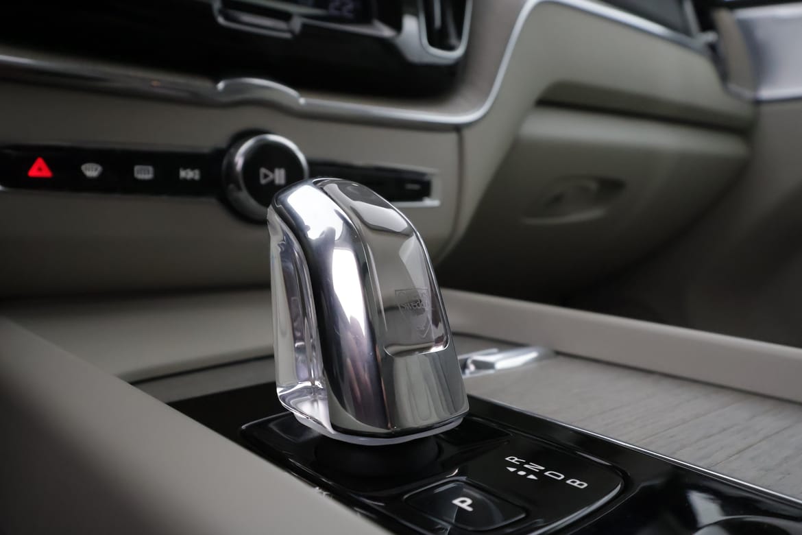 Volvo XC60 2018 - miniatyr 16