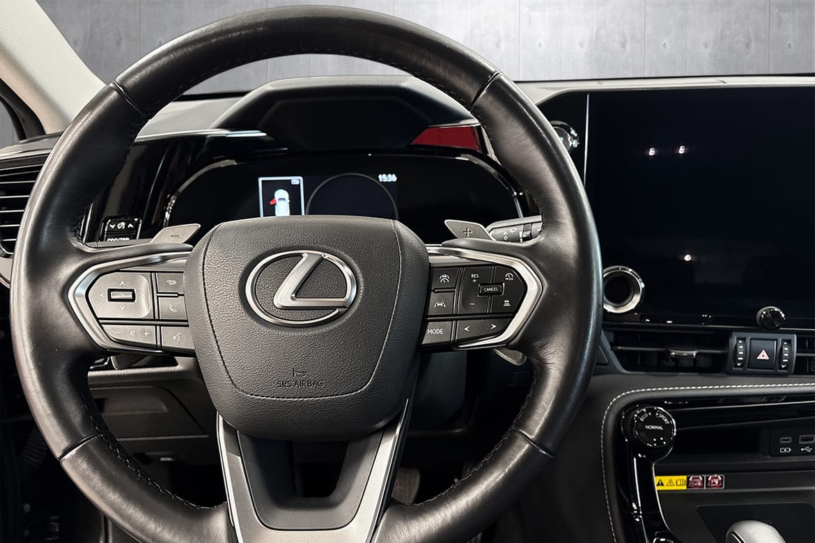 Lexus NX 450h+ E-CVT, 309hk, 2023