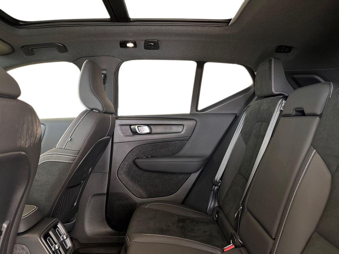 Volvo XC40 2024 - miniatyr 12