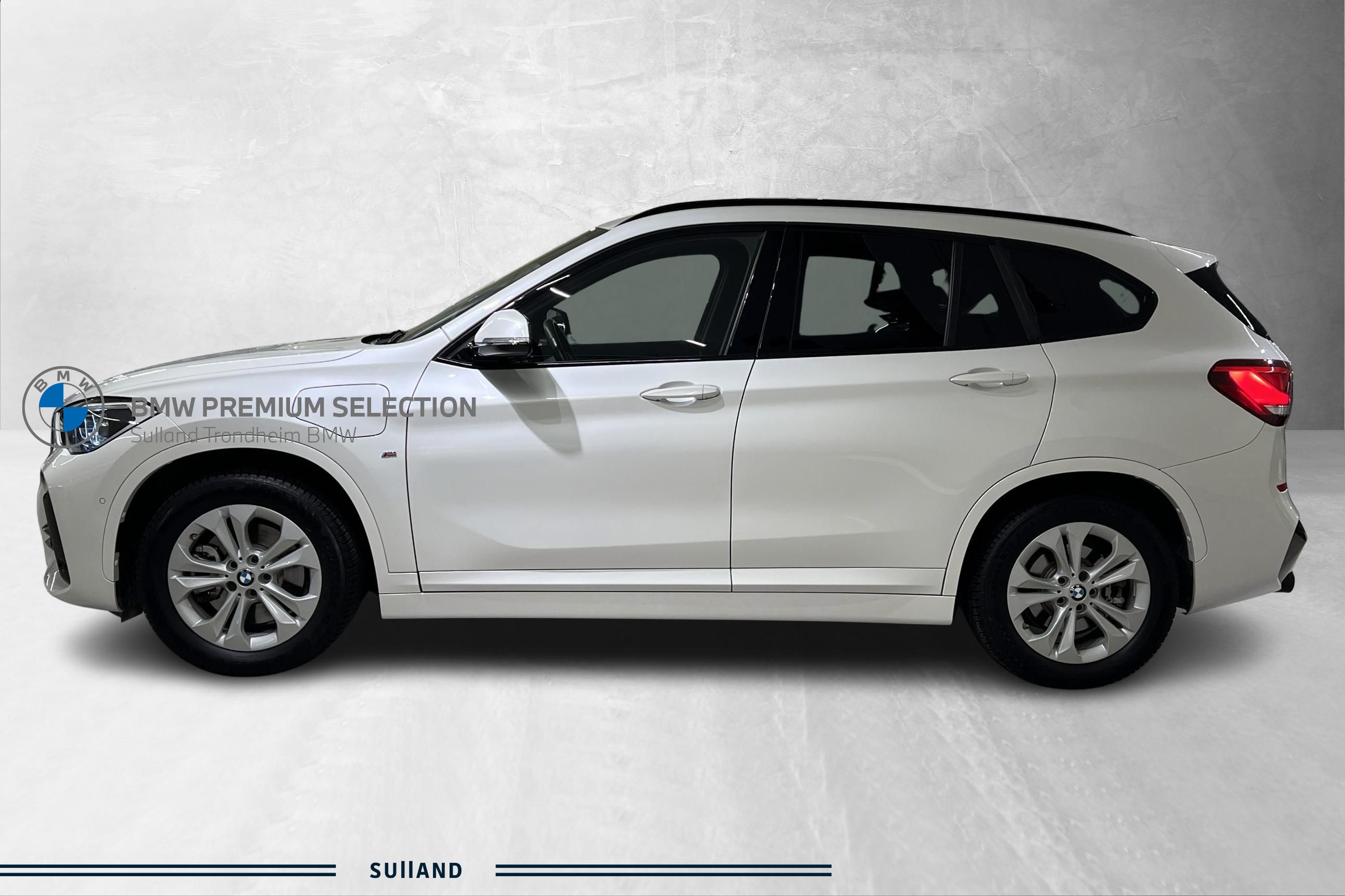 Thumnail bilde 1 av BMW X1 xDrive25e