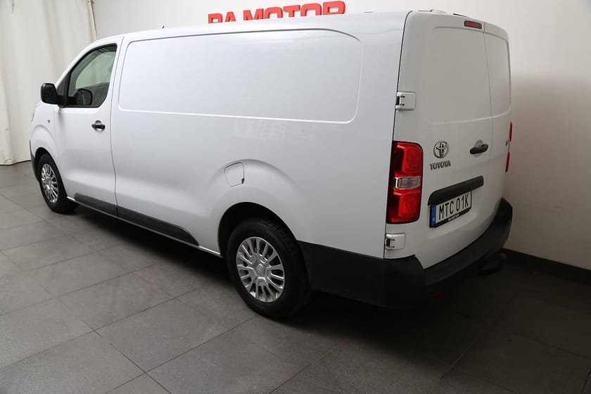 Bild 3 av Toyota Proace 2,0 D-4D 144hk Skåp Aut Lång I Värmare I Drag I Moms