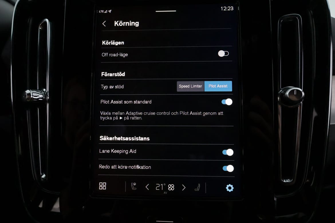 Volvo XC40 2024 - miniatyr 12