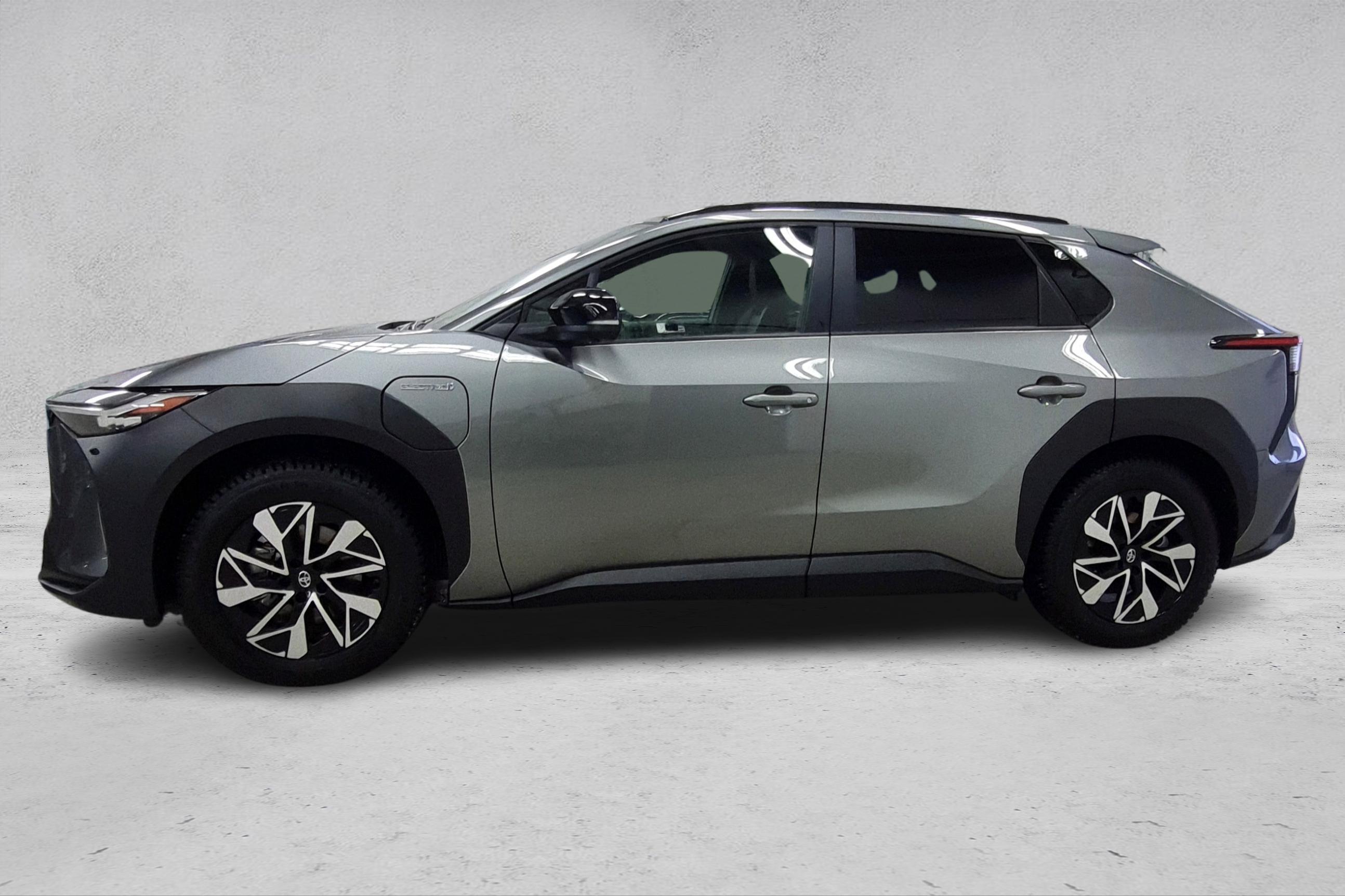 Thumnail bilde 1 av Toyota bZ4X