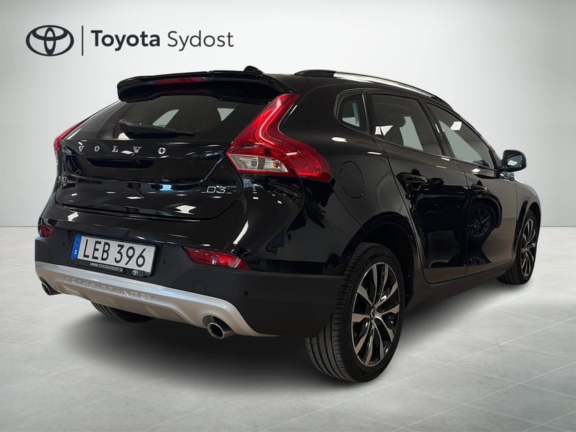 Bild 2 av Volvo V40 Cross Country Country- Momentum (V-hjul)