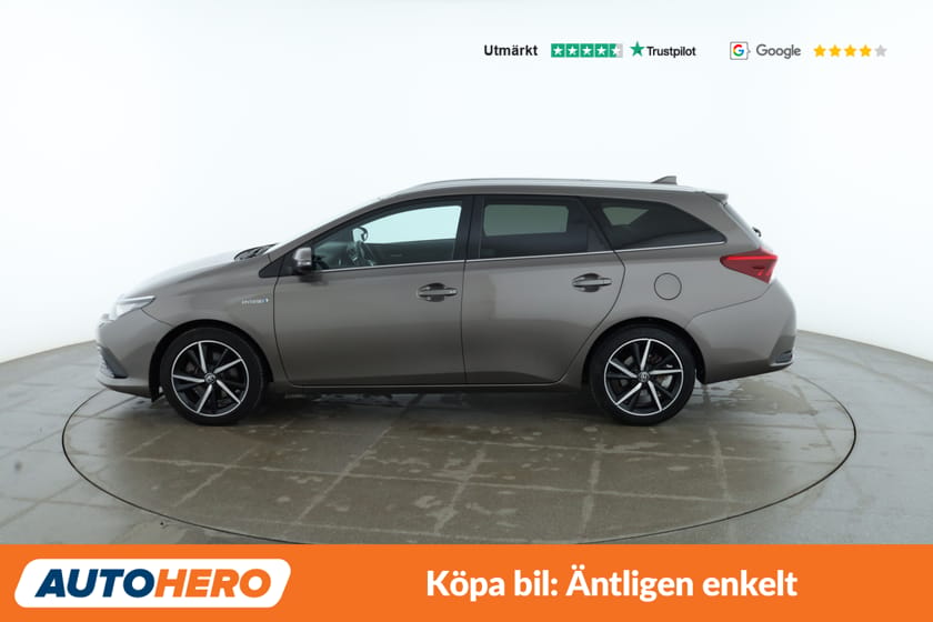 Bild 2 av Toyota Auris Touring Sports Hybrid Backkamera