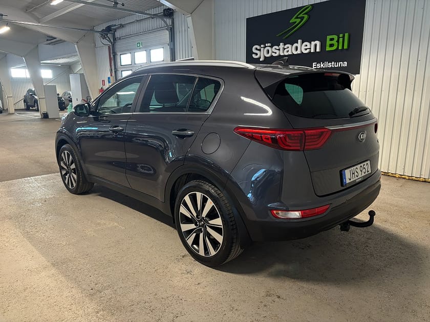 Bild 3 av Kia Sportage 1.7 CRDi Advance Kamera Drag Navi JBL