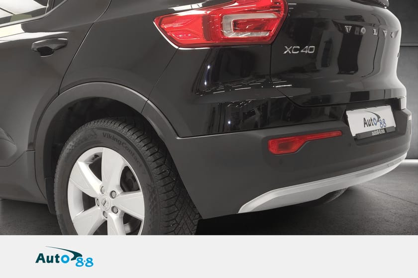 Bilde 5 av Volvo XC40 KAMPANJE* D4  Momentum  AWD Skinn Krok Kamera