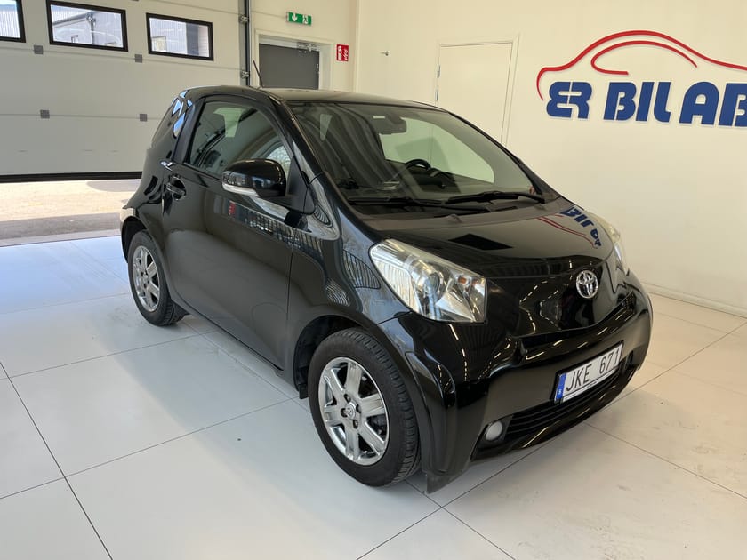 Bild 1 av Toyota iQ Liten 4-sitsig bil, AC ur funktion
