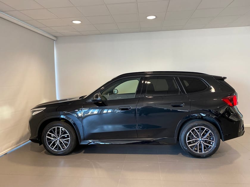 Bild 2 av BMW X1 sDrive18i 4,95% ränta M-Sport Rattvärme