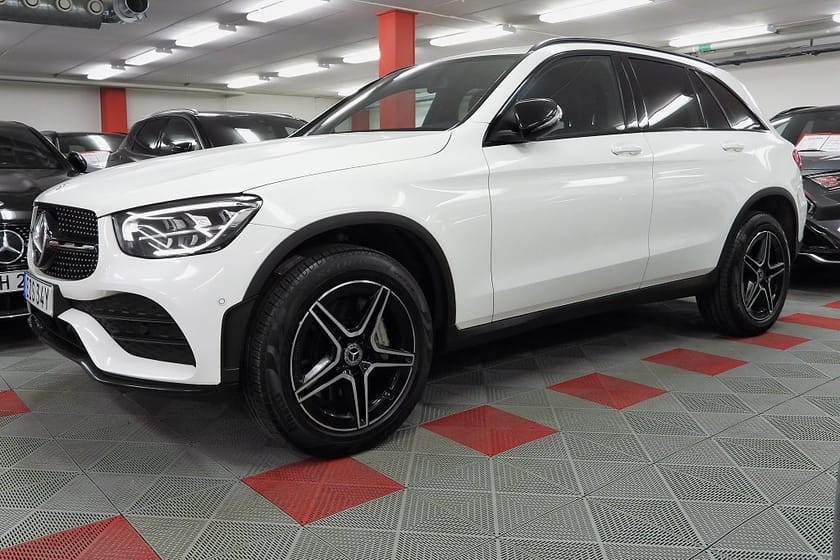 Bild 2 av Mercedes-Benz GLC 300 e 4MATIC 9G-Tronic AMG Line Plug in SoV Hjul