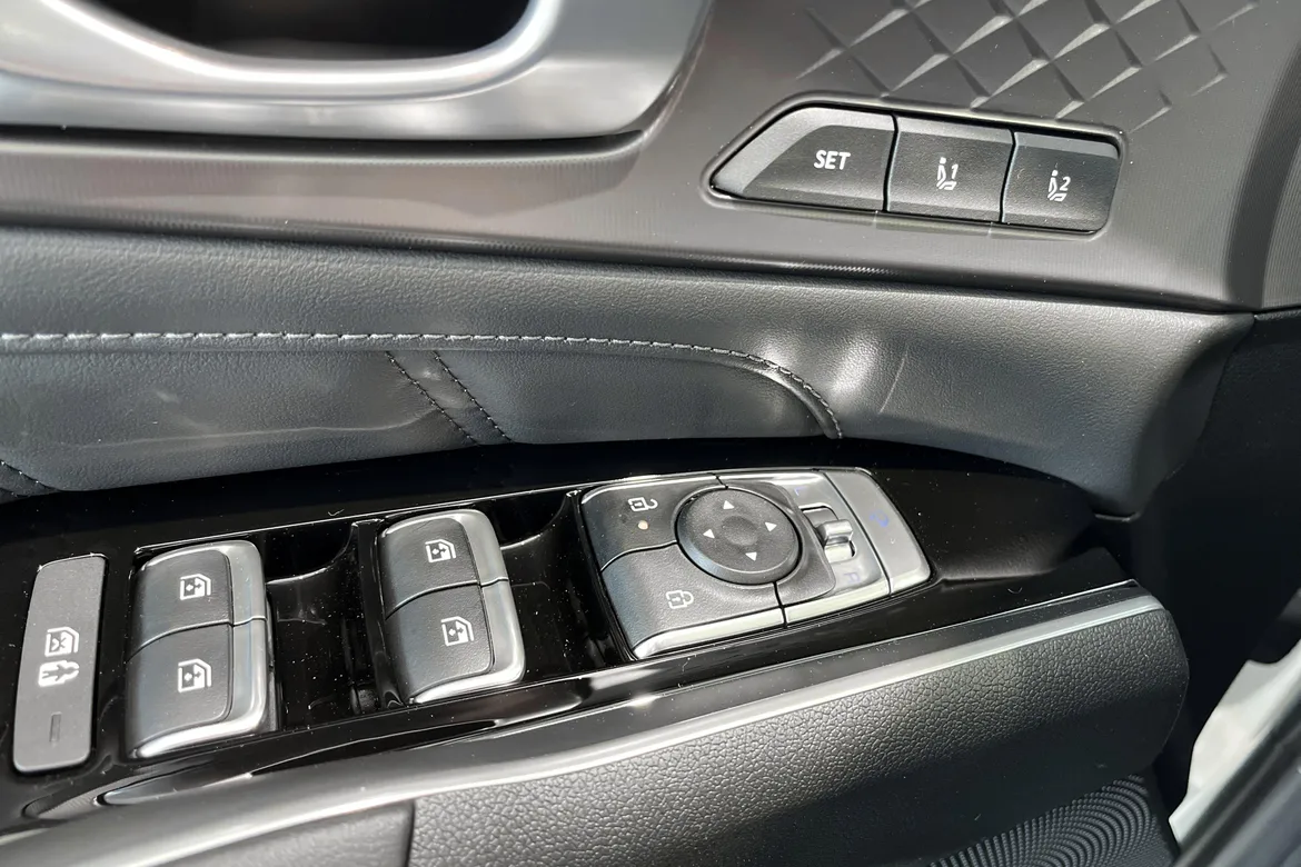 picture of a car