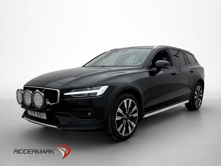 Volvo V60 Cross Country B4 AWD Pano Värmare H/K Drag Skinn
