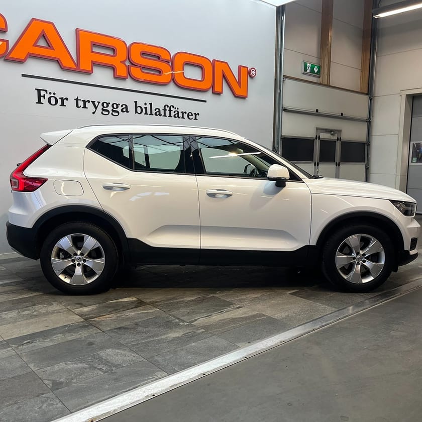 Bild 3 av Volvo XC40 D3 AWD Aut Momentum Värmare Drag VOC