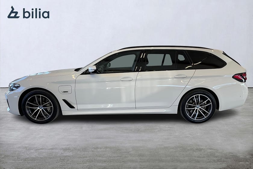 Bild 3 av BMW 530e xDrive Touring M Sport Värmare Navigation Kamera
