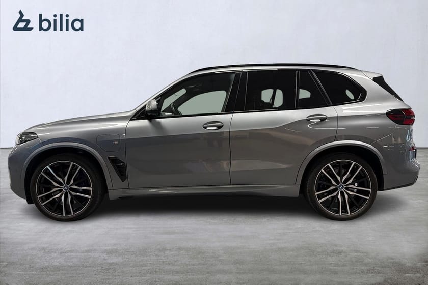 Bild 3 av BMW X5 xDrive50e xDrive 50e M-sport Pro | Komfortstolar | 360 | H&K