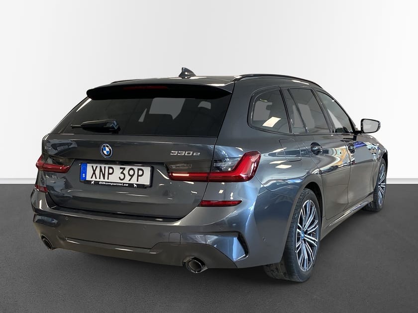Bild 4 av BMW 330e xDrive Touring E M-sport