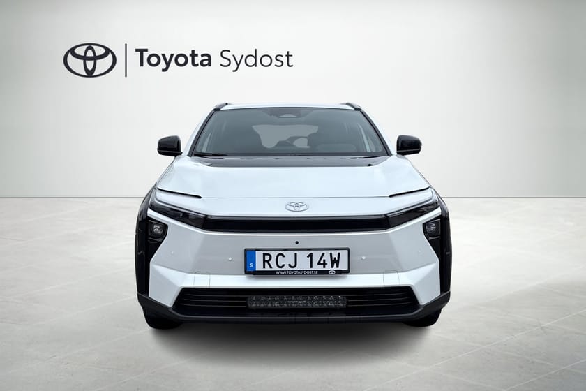 Bild 2 av Toyota bZ4X AWD Executive (LED-ramp, Dragkrok)