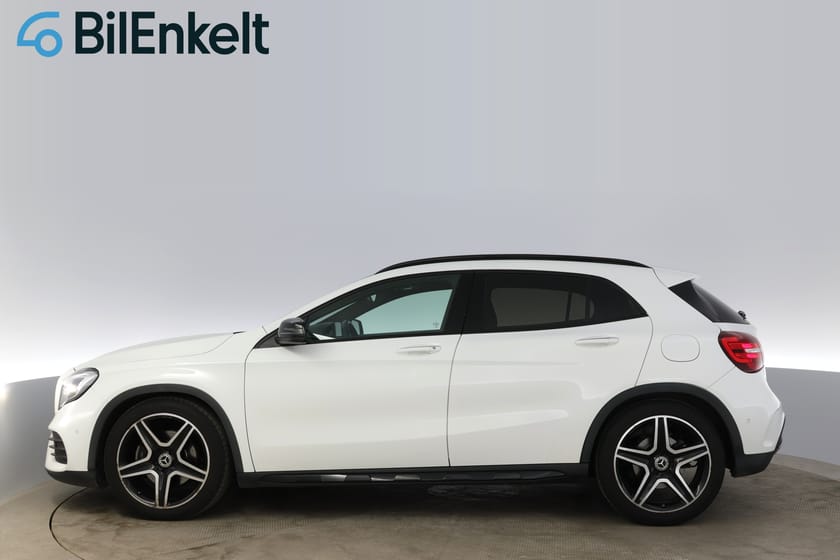 Bild 5 av Mercedes-Benz GLA 220 d 4MATIC AMG Night Pano H&K Värmare