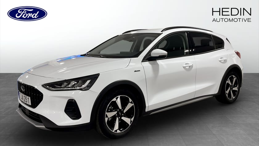 Bild 1 av Ford Focus Active 5d MHEV E85 125hk Manuell