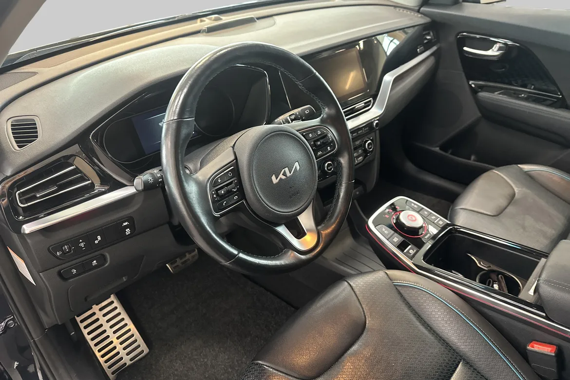 picture of a car