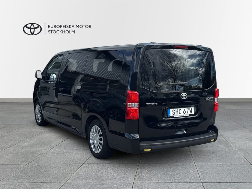 Bild 3 av Toyota Proace Verso 2,0 D-4D 180 HK SHUTTLE LONG 9-SITS VINTERHJUL MOMS