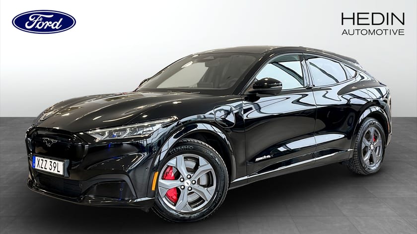 Bild 1 av Ford Mustang Mach-E Long Range AWD 351HK 540km Panorama B&O Moms