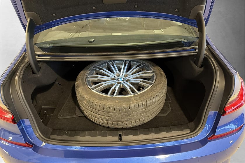 Bilde 5 av BMW 330e Sedan M-Sport Krok Sportsseter LED DAB+