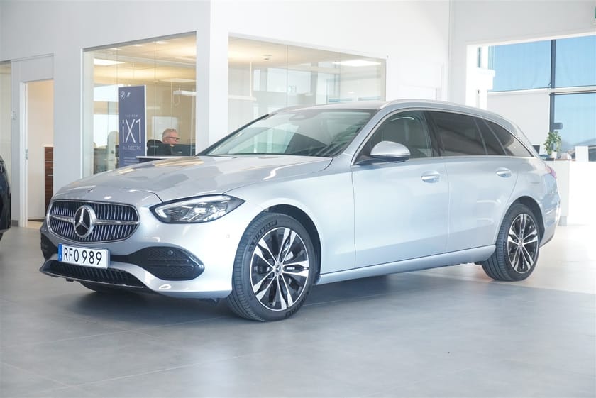 Bild 1 av Mercedes-Benz C 300 T de 4MATIC 313 hk A-Garde Adv Plus Laddhybrid Diesel El