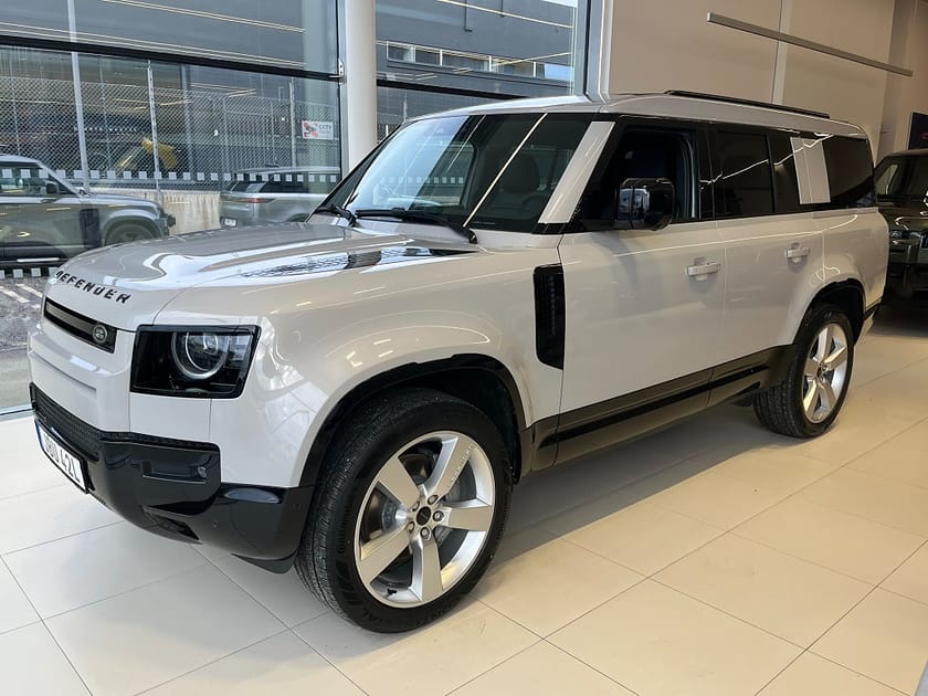 Bild 1 av Land Rover Defender 130 D250 MHEV X-Dynamic / 8-sits