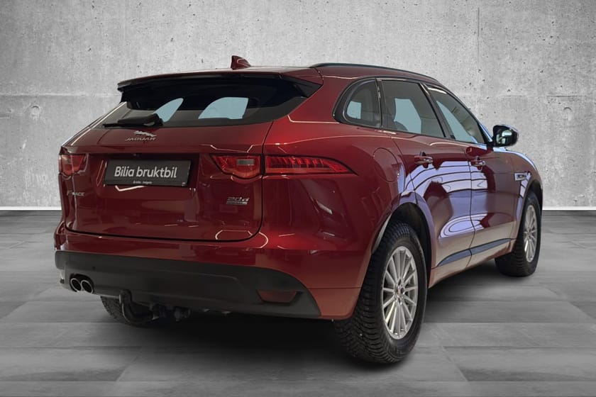 Bilde 3 av Jaguar F-Pace 20d AWD 180HK/4X4/R-SPORT/MERIDIAN/RKAM/KROK/WEBASTO/ACC++