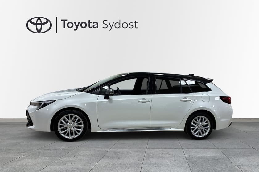 Bild 4 av Toyota Corolla Touring Sports Hybrid TS 1.8 HSD GR Sport Backkamera Rattvärme GPS