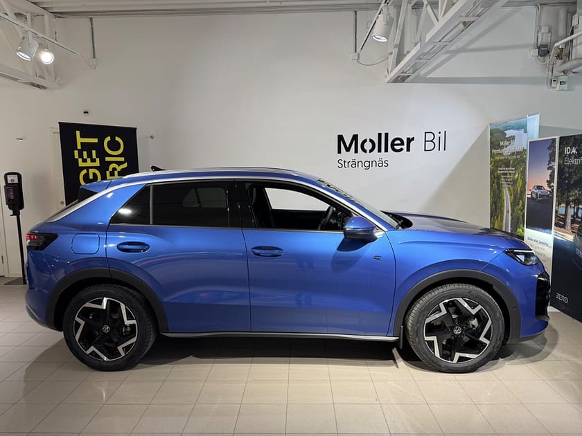 Bild 2 av Volkswagen T-Roc R-LINE 1.5 eTSI 150Hk DSG7