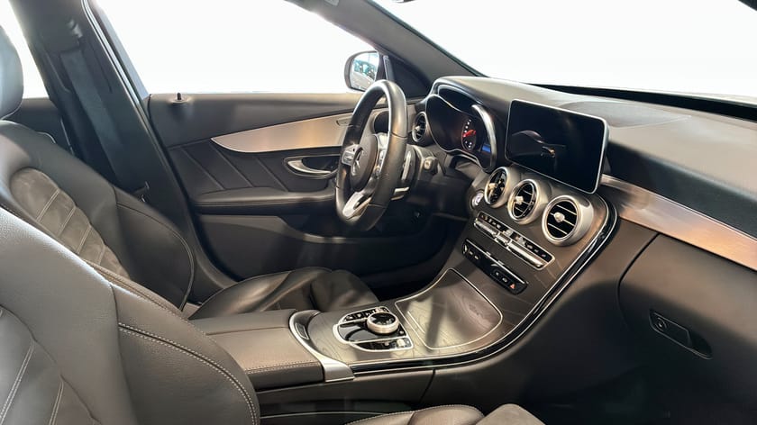 Bild 3 av Mercedes-Benz C 220 T d 4MATIC | drag | värmare