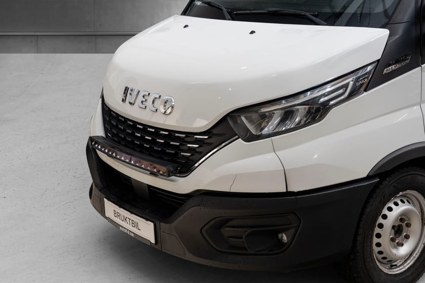 Bilde 5 av Iveco Daily 35-160 Van 2,3l 156hk | Reoler | Lasterampe | Kamera +++