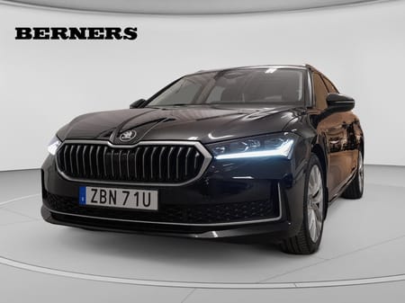 Škoda Superb iV Kombi DSG Sekventiell, 204hk/Drag/Värmare