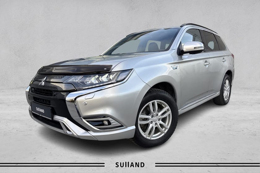 Bilde 1 av Mitsubishi Outlander PHEV Intense+ 2,4 224hk