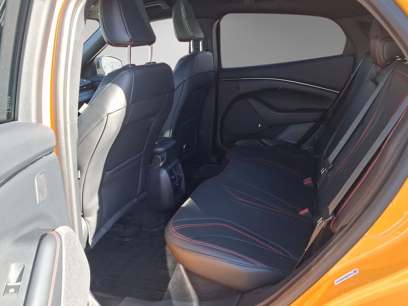 Bild 5 av Ford Mustang Mach-E Long Range AWD (91 kWh) 351 hk