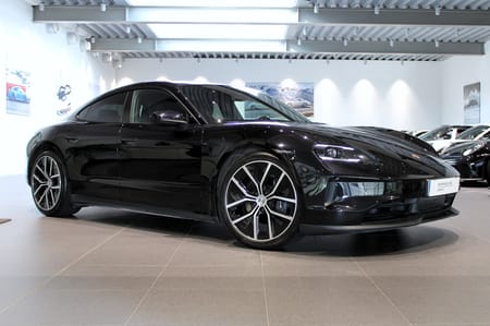 Porsche Taycan 4