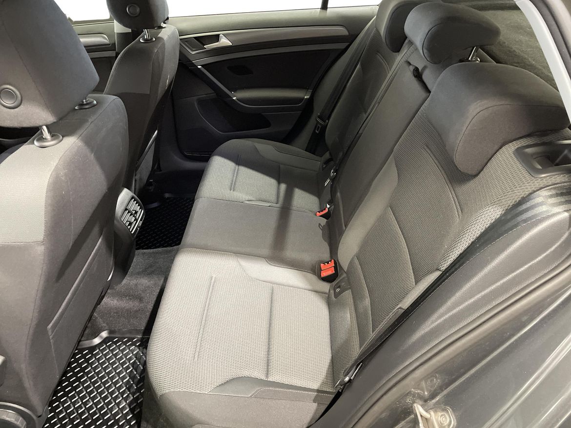 Volkswagen Golf 2020 - miniatyr 10