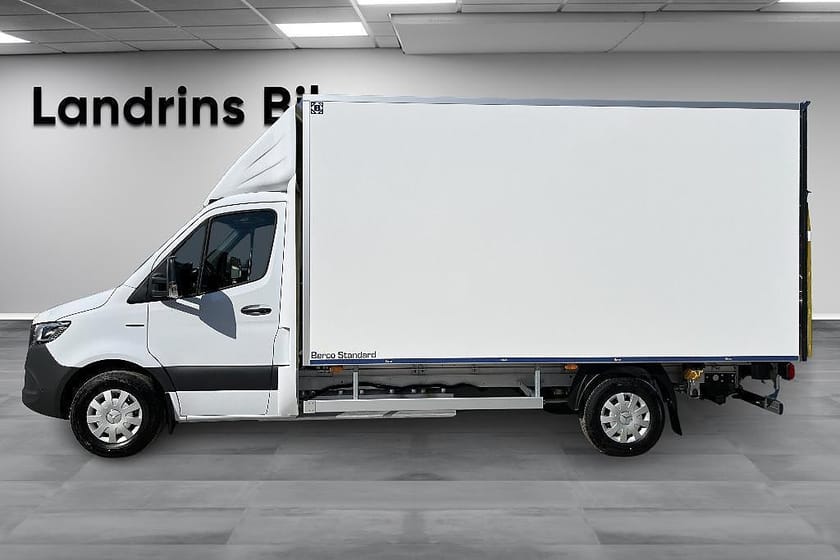 Bild 4 av Mercedes-Benz eSprinter 420 Chassi 81 kWh EH A3 PRO Volymskåp m. Lyft *OMG LEVERANS*
