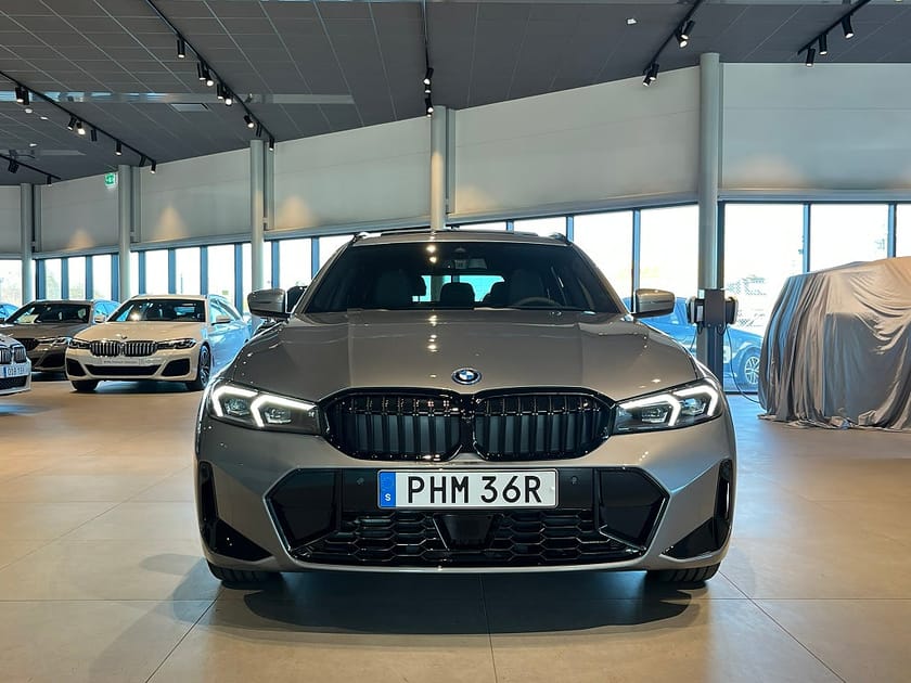 Bild 2 av BMW 330e xDrive Touring M sport pro HK Pano Head Up 360 4,95%