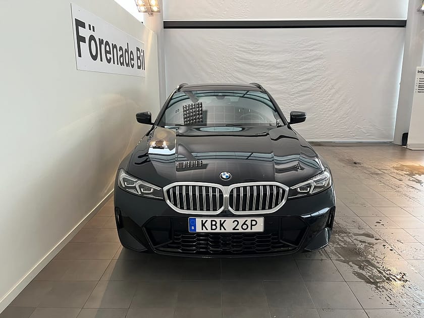 Bild 2 av BMW 320d xDrive Touring 4,95% ränta M Sport HiFi Drag 18"