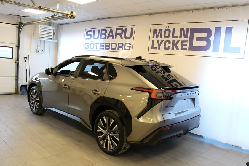 Bild 3 av Subaru Solterra XT Touring 74.7 kWh AWD (343hk) **Kampanj**